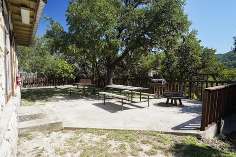 Cypress Villa 1 House in Concan