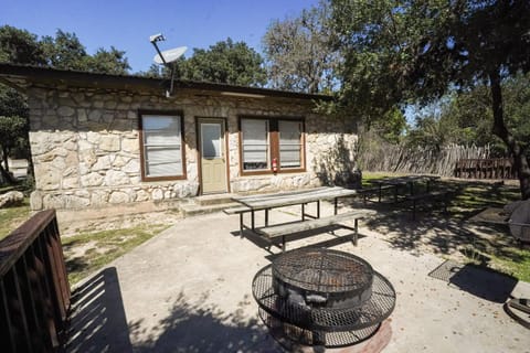 Cypress Villa 1 House in Concan