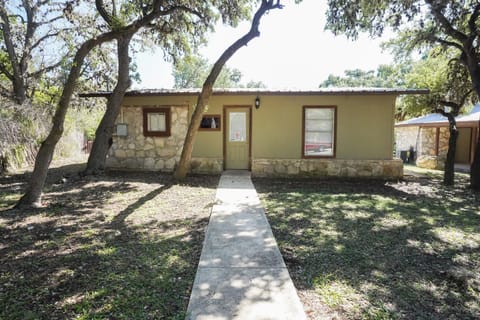 Cypress Villa 1 House in Concan