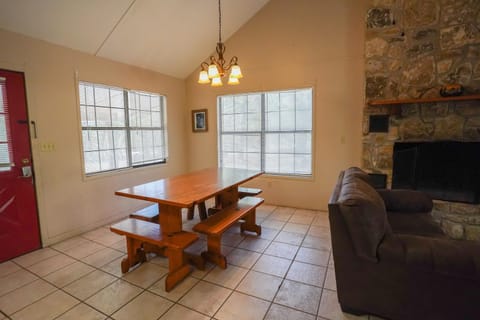 Frio Country #03 House in Concan