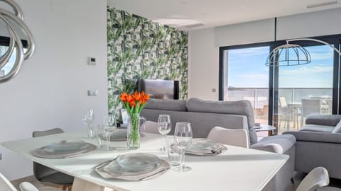 Living room, Dining area