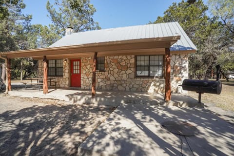 Frio Country #06 House in Concan