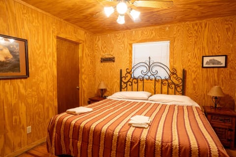 Ladera Vista House in Concan