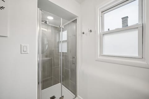 ModPod 3 Apartment in Detroit