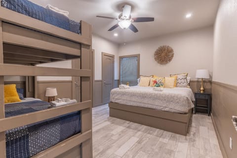 Rio Blessings - Pet Friendly House in Concan