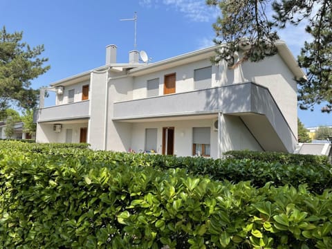 Property building, Other