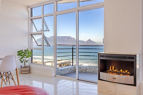 View (from property/room), Living room, Mountain view, Sea view