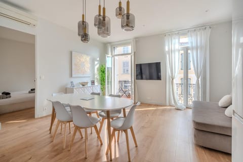 Ideal Groupes & Familles 3 chambres - 10 pers - Hyper-centre Cannes Apartment in Cannes