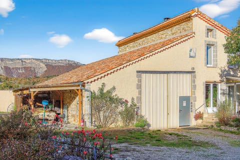 Gîte Uncinatum - La Grange Du Logis Apartment in Provence-Alpes-Côte d'Azur