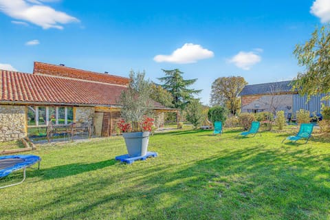 Gîte Mélano - La Grange du Logis Apartment in Provence-Alpes-Côte d'Azur