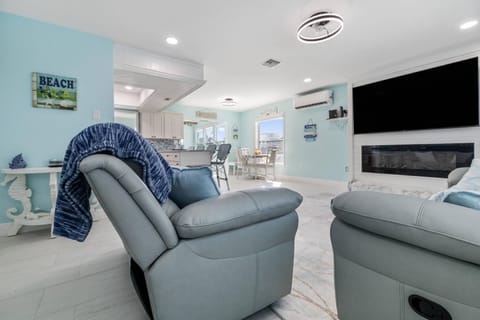 Waterfront Paradise on Hernando Beach House in Hernando Beach