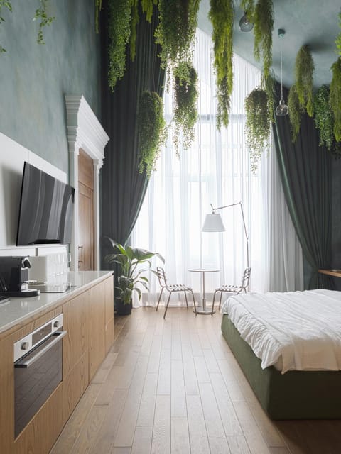 Bed, TV and multimedia, Kitchen or kitchenette, Photo of the whole room, Bedroom, soundproof