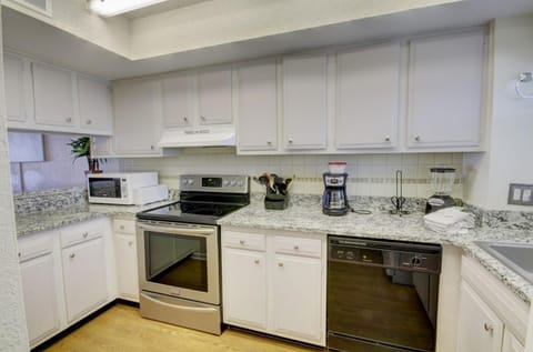 El Matador 143 - FREE TICKETS!! Your stay includes free tickets to many area attractions! Apartment in Okaloosa Island