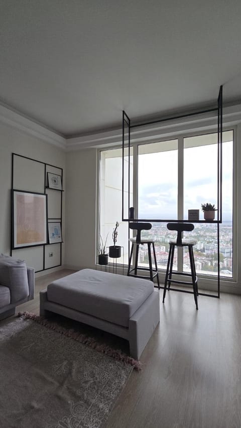 38th Floor - SkyView Oasis - B Apartment in Skopje