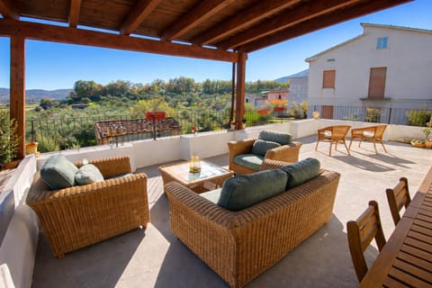 Natural landscape, View (from property/room), Balcony/Terrace, Mountain view