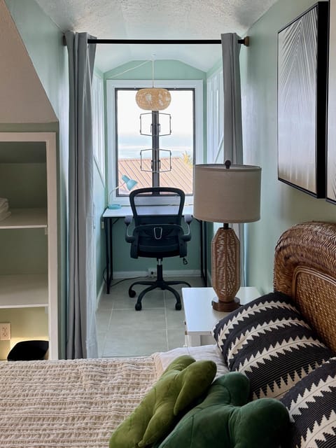 Business facilities, Bedroom