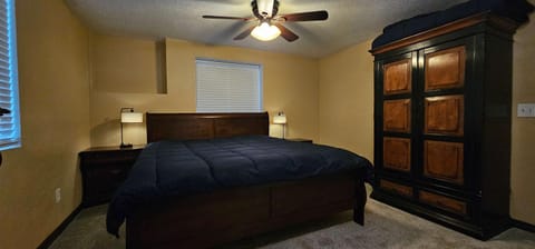 Bed, Photo of the whole room, Bedroom, wardrobe