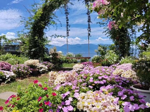 Natural landscape, Garden, Balcony/Terrace, Garden view