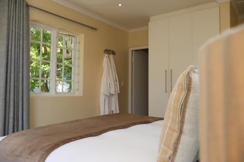 Paradyskloof Spacious Apartment Apartment in Stellenbosch