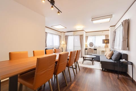 Living room, Diving