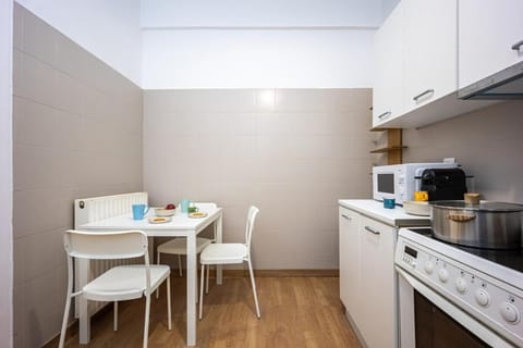 Modern City Retreat in Kallithea Apartment in Kallithea