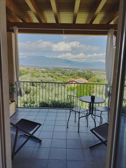 Natural landscape, View (from property/room), Balcony/Terrace