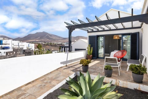 Property building, View (from property/room), View (from property/room), Balcony/Terrace