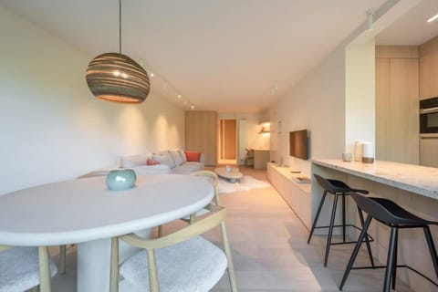 Luxurious Modern Escape near Beach & Shopping Apartment in Knokke-Heist