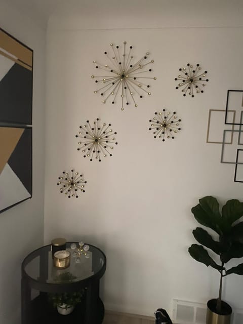 Living room, Decorative detail