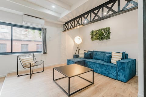 Unique 2-bedroom loft in the heart of Tourcoing Apartment in Flanders