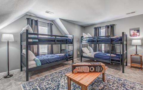 Near Downtown, Shelby Farms Park - Crievewood Cove House in Bartlett