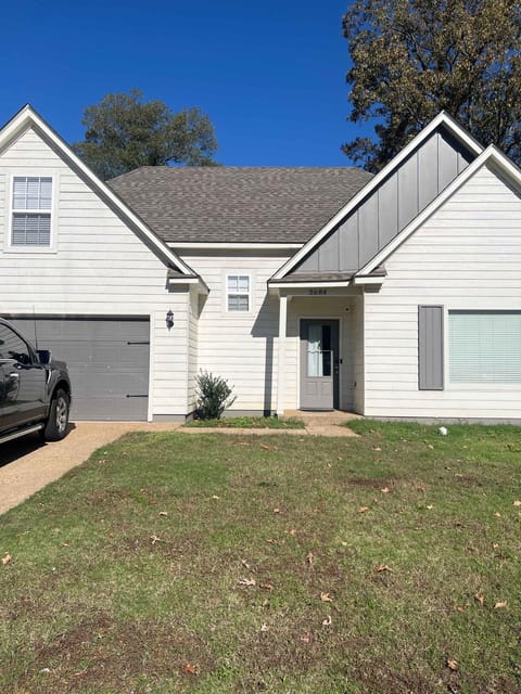 Near Downtown, Shelby Farms Park - Crievewood Cove House in Bartlett