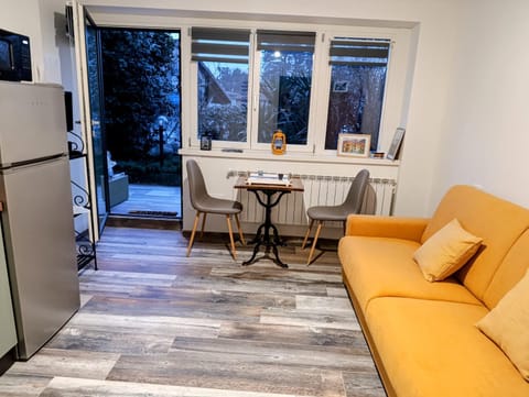 Living room, Sunset