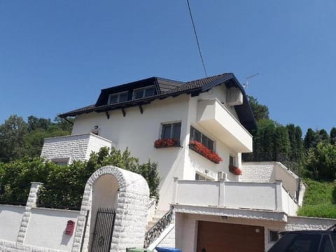 Property building, Facade/entrance, View (from property/room), Garden view, Quiet street view