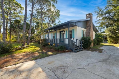 Cedar Key Seaside Escape House in Cedar Key