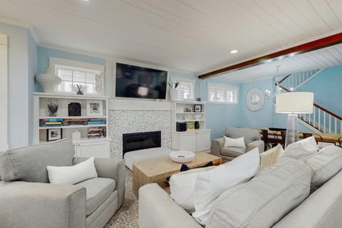 wave watchers House in Seabrook