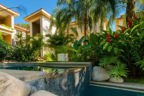 Property building, Garden view, Pool view, Swimming pool