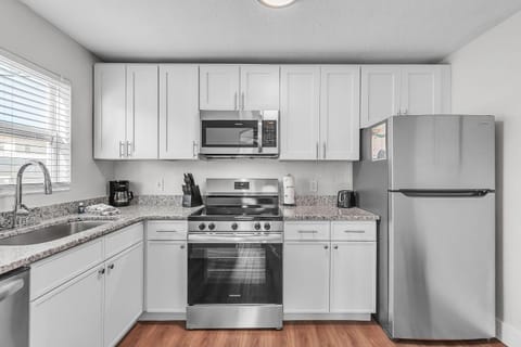 The Bungalows - Suites 1-5 House in Madeira Beach