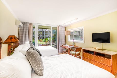 Islander on the Beach 172 Hotel in Waipouli Beach