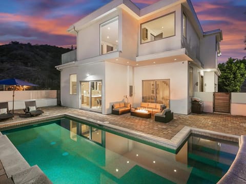 Night, Natural landscape, Mountain view, Pool view, Swimming pool