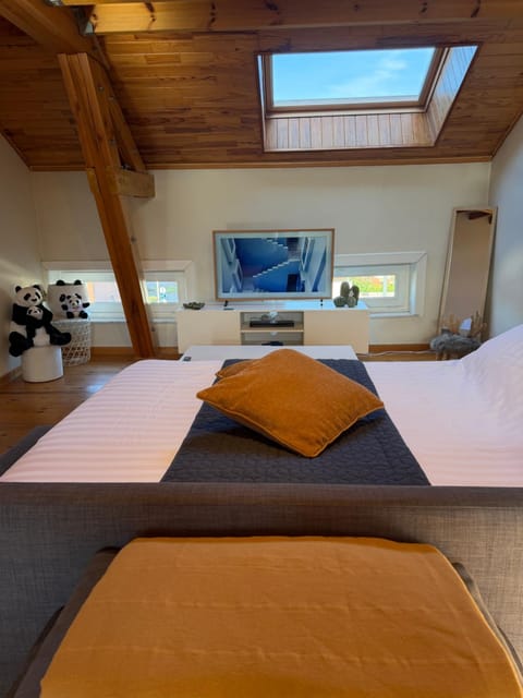 Loft Chaleureux - Le Chalet Montois Apartment in Hauts-de-France