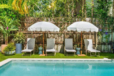 Garden Grove- Miami Home with Private Pool House in Coconut Grove