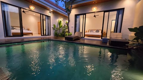 Natural landscape, Photo of the whole room, Pool view, Swimming pool, sunbed