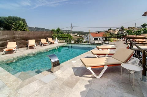 Patio, View (from property/room), Pool view, Swimming pool, sunbed