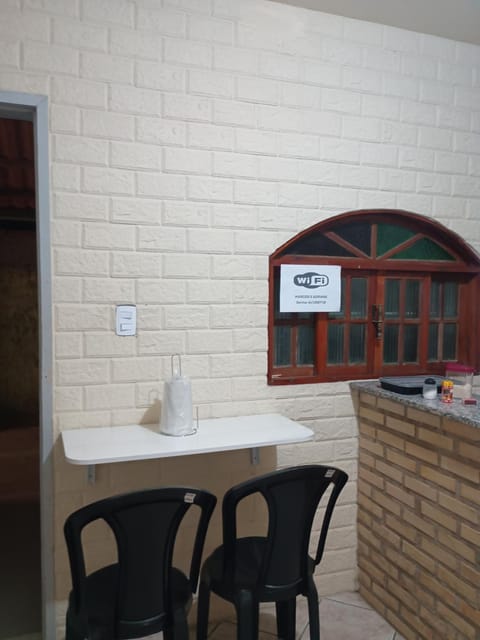 Casa Hum com cozinha americana House in Araruama