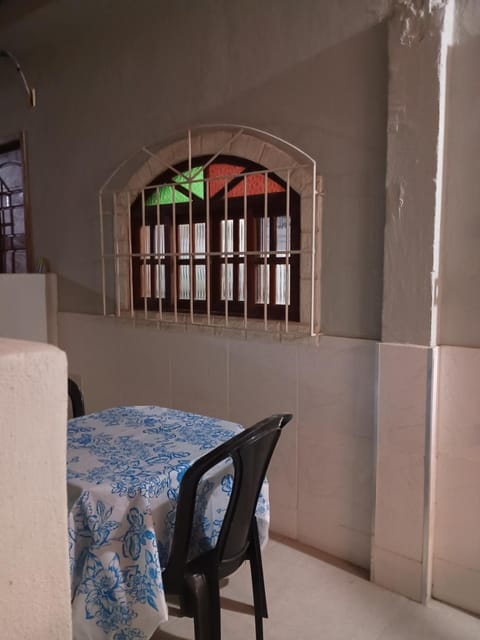 Casa Hum com cozinha americana House in Araruama