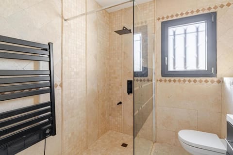 L'Oasis de Saint-Quentin Villa in Uzes