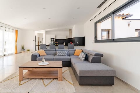 L'Oasis de Saint-Quentin Villa in Uzes