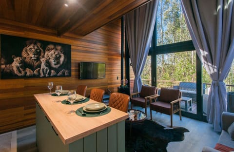 Communal lounge/ TV room, Dining area