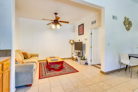 4 Mi to Lake Elsinore Pet-Friendly Adventure Base Apartment in Lake Elsinore
